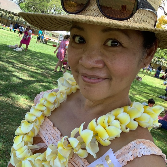 Meet your Posher, Alena - Picture 1 of 1